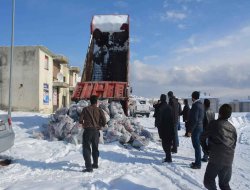 Suriyeli ailelere kömür yardımı yapıldı