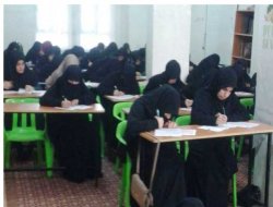 İcazet alacak 78 kız öğrenci fıkıh sınavına tabi tutuldu