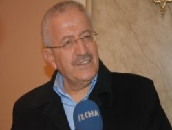 "Peygamber Müslümanlar için anne-babasından daha kıymetlidir"