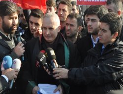 “Peygamberimize yapılan hakaret terörizmdir”