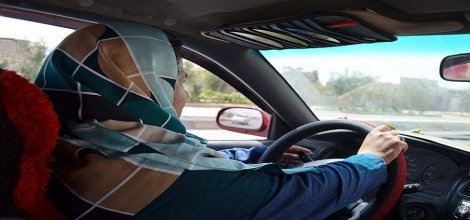 Belçika'da başörtülülere ''direksiyon yasağı'' girişimi