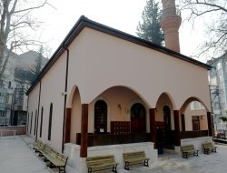 Bursa'da 120 yıllık cami yenilendi