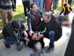 Sürücü, çarptığı yaşlı kadınları ölüme terk ederek kaçtı