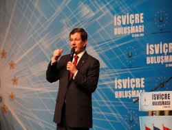Başbakan Davutoğlu Zurih’te gurbetçilerle buluştu
