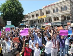 Başörtüsüne Verilen Ceza Diyarbakır'da Lanetlendi