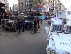 Diyarbakır’da bıçaklı ve silahlı kavga