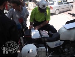 Manisa'da Motosiklet Sürücülerine Sıkı Denetim