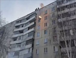 Kendini yakıp böyle atladı