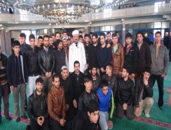 Peygamber Sevdalısı gençler sabah namazında buluştu