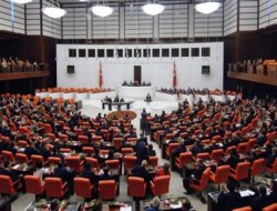 Davutoğlu'nun danışmanları istifa etti