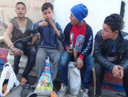 Arkadaşları tatil yaptı onlar çalıştı