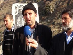 İslami çalışmalarından dolayı cezalandırıldı