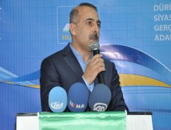 'Okul boykotu İslami şiarları hedef alıyor'