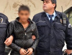 Kaçarken attığı çantadan 50 bin TL çıktı