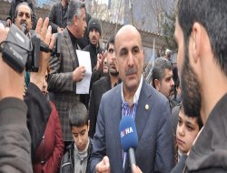 Özdemir, 'İslam'a binlerce başımız feda olsun'