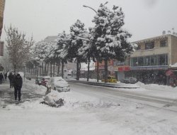 Tatvan yeniden kara büründü