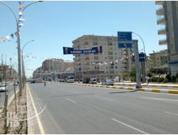 Başbakan'a Çok Dilli Karşılama