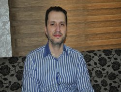 Çarşafa hakarete bir tepki de Erbakan'dan