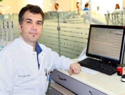 Çapraşık dişler kişinin sosyal hayatını olumsuz etkiliyor