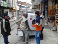 Yeni İhya-Der mağdurlara yardımlarını sürdürüyor