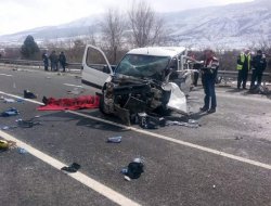 Elazığ’da feci kaza: 1 ölü, 2 ağır yaralı