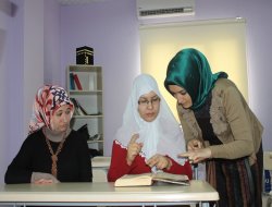 Kur'an-ı işaret diliyle 3 ayda hatmettiler