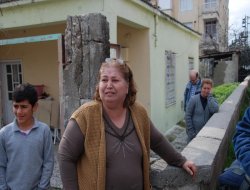 Mahalle bakalı, mahalleliyi dolandırdı