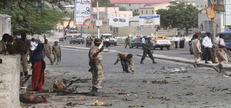 Somali'de intihar saldırısı: Biri bakan 25 ölü