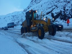 Bingöl’de 69 köy yolu ulaşıma kapandı