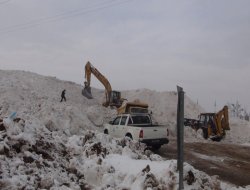 Muş'ta 110 köy yolu ulaşıma kapandı