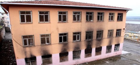 PKK’nin yaktığı okul hala eğitime açılmadı
