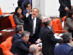 Buldan'dan, Vural'a "Senin yeğenin de şu anda PKK saflarında”