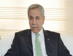 Eski bakanlar hakkında FETÖ yöneticiliği şikâyetini savcılık kabul etti