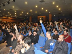 İstanbul şehitleri andı