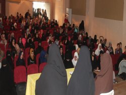 “Bugün şehitlerin kanıyla ayaktayız”