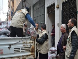Umut Kervanı'ndan Suriyelilee yakacak yardımı