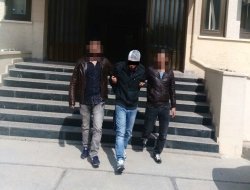 Önce soydu, sonra taziyeye gitti