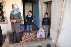 İHO EBRAR Mersin’de muhtaçların yüzünü güldürdü