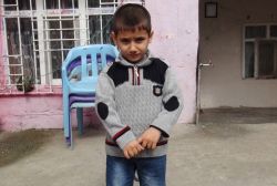 5 yaşındaki çocuk ameliyat olmazsa kolundan olacak