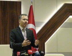 Gaziantep'in yeni Valisi Ali Yerlikaya basın mensuplarıyla bir araya geldi