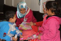 ‘İyilikte Sınır Yoktur!’ kampanyası yetimleri sevindirdi