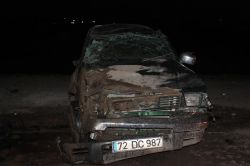 Bismil çıkışında yoldaki çukura giren araç takla attı: 3 yaralı