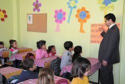 Öğrenciler için toplanan kitaplar teslim edildi