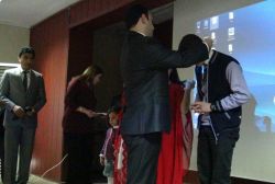 Kızıltepe’de İstiklal Marşı okumada birinci gelenler ödüllendirildi