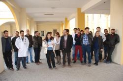 Midyat’ta sağlık çalışanlarından eylem
