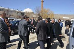 Van Valisi İbrahim Taşyapan, Nehir Aslan’ın taziyesine katıldı