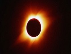 Bugün Güneş  tutulması yaşanak