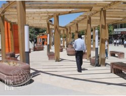 Güneşten Korumayan Parka İlgi Yok