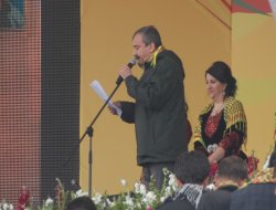 Ocalan carek din banga kongreye kir