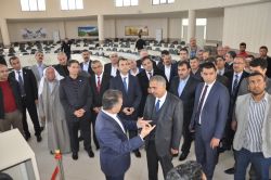 Mardin Valisi Ömer Faruk Koçak buğday pazarı esnafını ziyaret etti